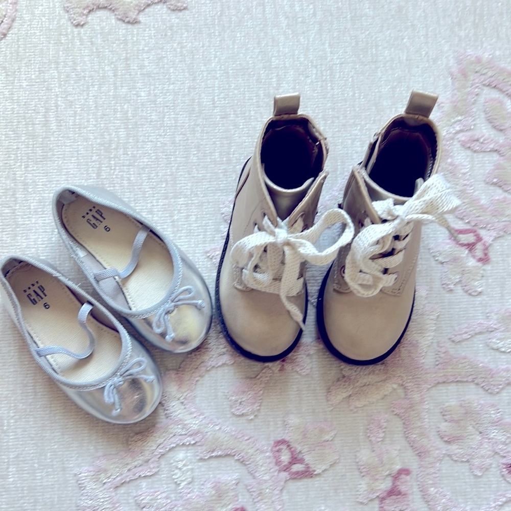 Toddler Shoe Bundle - Size 6